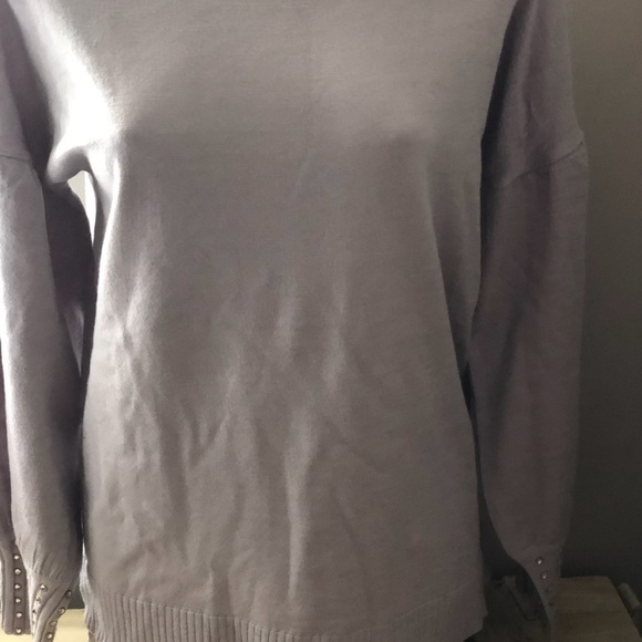 NWT Love Scarlett Embellished Sleeve Sweater Size Medium - Picture 1 of 5